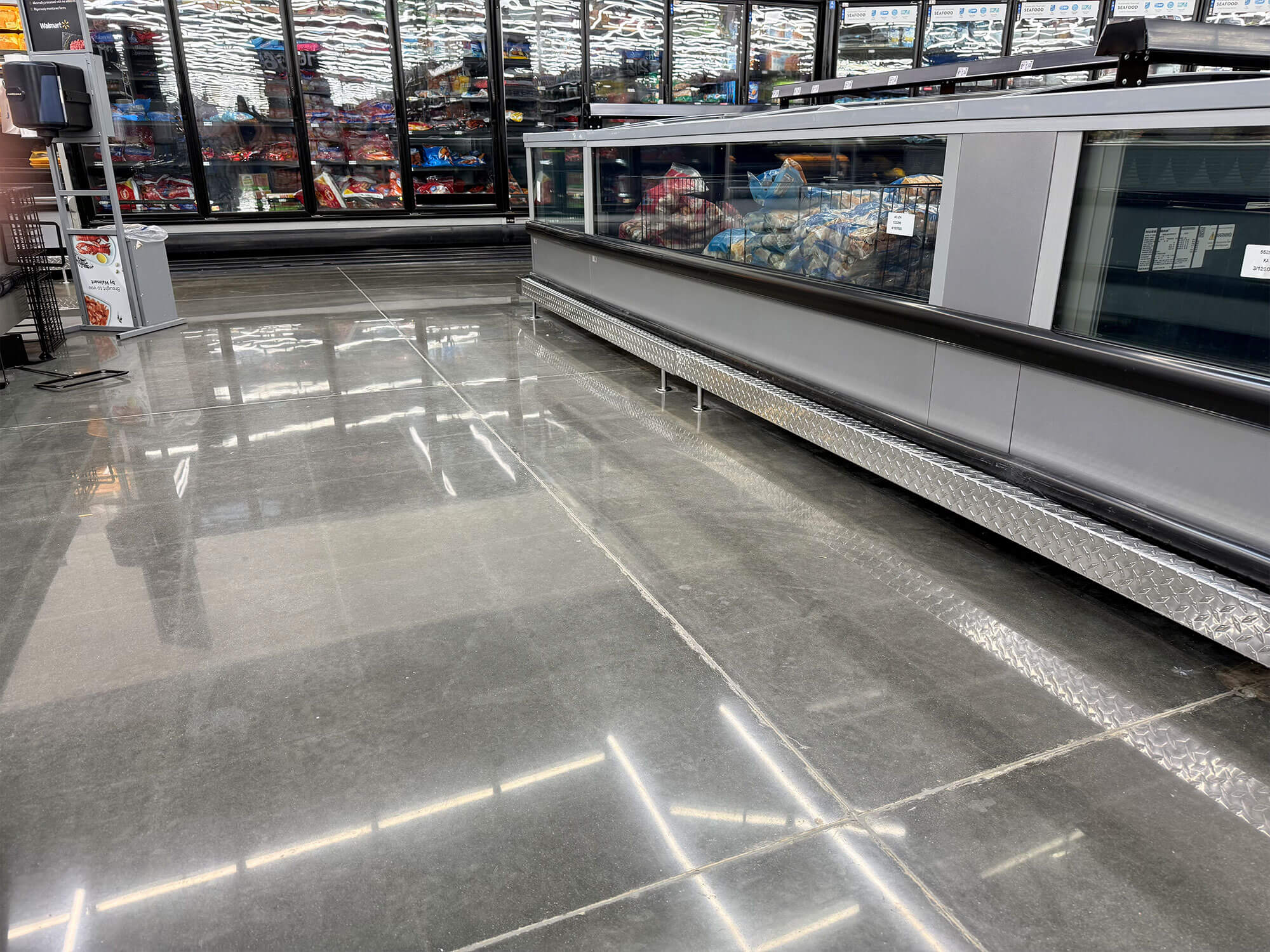 retail concrete floor refinishing