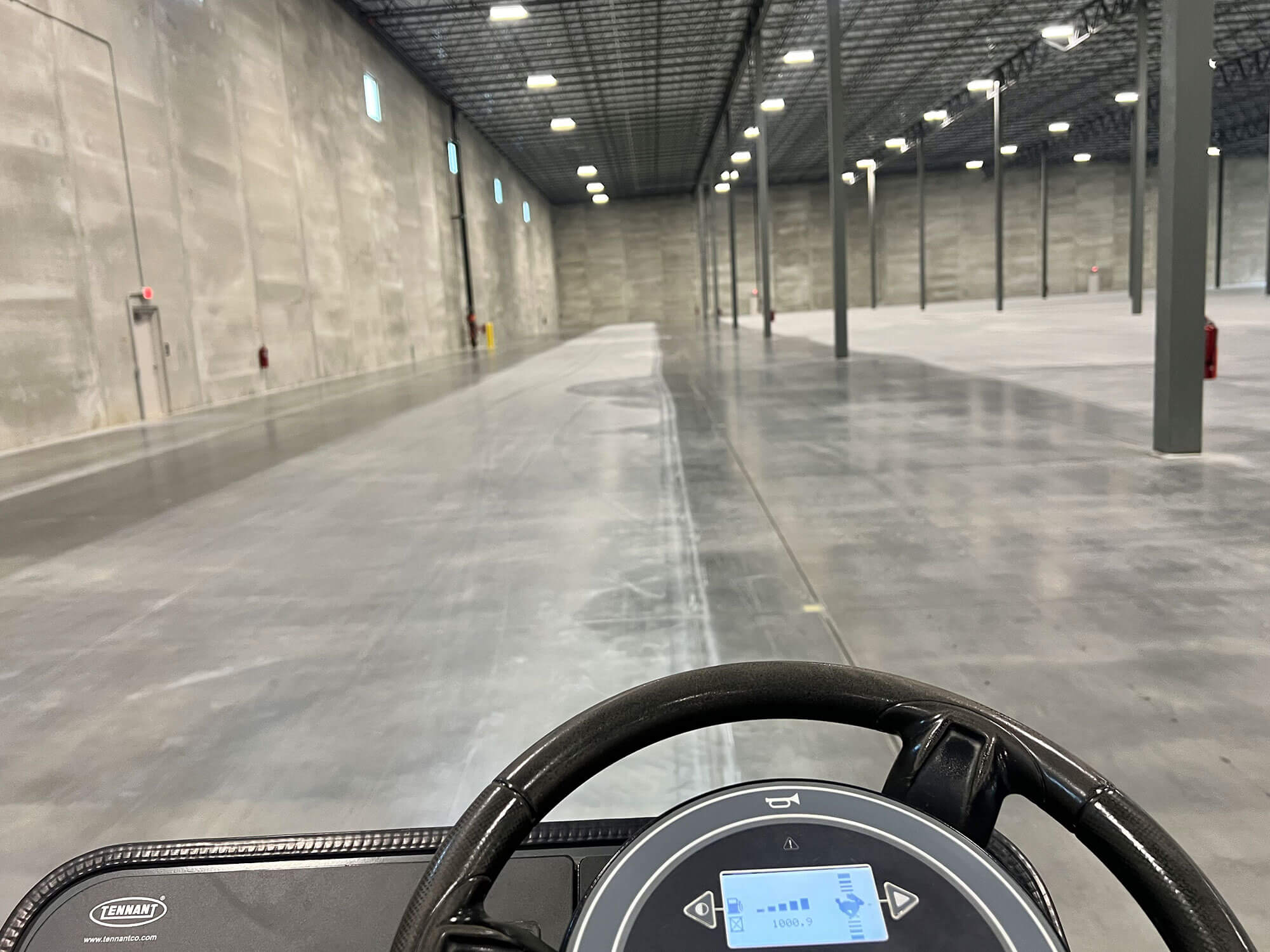 concrete floor grinding and finishing